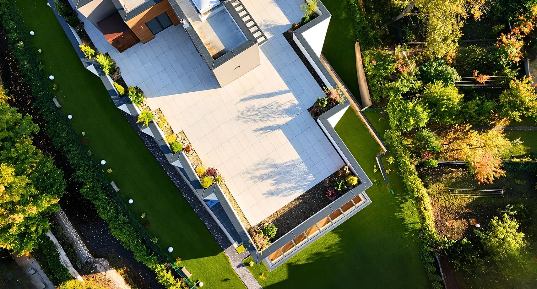 Penthouse Vitus Residence · Terasa văzută de sus